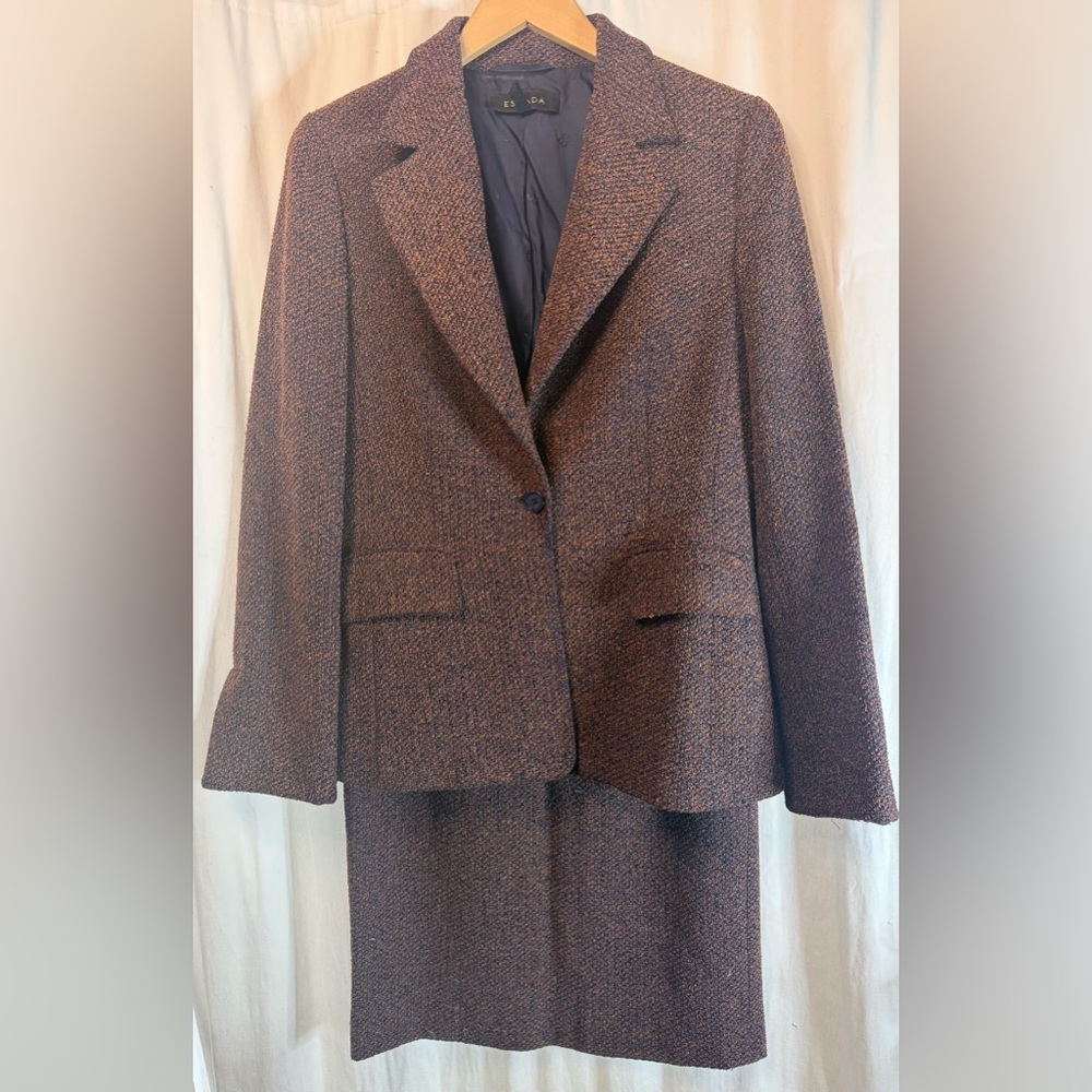 Escada Brown Wool/Alpaca/Silk Bouclé Blazer and Skirt Set - Picture 1 of 15